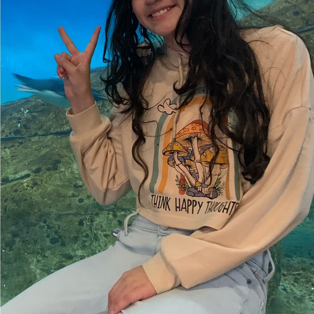 Mushroom crop top sweatshirt. New without tags - Picture 8 of 8